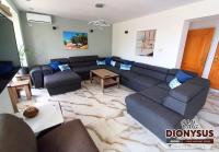 Posezení v ubytování Arode Villa Dionysus