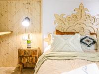 Posteľ alebo postele v izbe v ubytovaní VisitZakopane - Lizbona Apartment