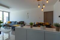 Posezení v ubytování Flair 1-Bedroom Apartment in Larnaca