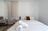 Postel nebo postele na pokoji v ubytování Flair 1-Bedroom Apartment in Larnaca