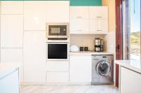 A kitchen or kitchenette at Sky Hills