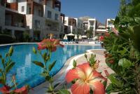 Bazén v ubytování Sundance Suites Hotel nebo v jeho okolí