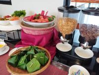 Jídlo v hotelu nebo okolí