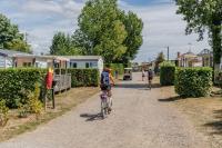 Hostia v ubytovaní Camping maeva Escapades Sun Océan