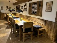 En restaurant eller et andet spisested på Apartmány Crystal Jasná