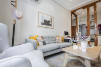 Posezení v ubytování Brand new one bedroom apartment located in Chueca