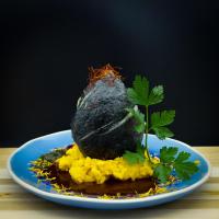 Jídlo v hotelu nebo okolí