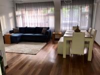Posezení v ubytování Cozy and Modern Flat Near Bosphorus At Arnavutköy
