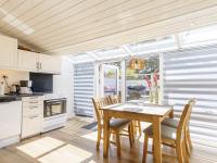 Kuchyň nebo kuchyňský kout v ubytování Holiday home Vejers Strand XXI