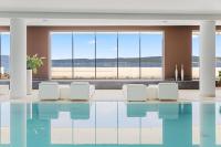 Bazén v ubytování Luxury Hotel Amabilis nebo v jeho okolí