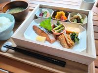 Comida en el hotel o alrededores