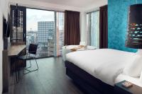 Inntel Hotels Utrecht Centreにあるベッド