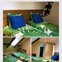 Łóżko lub łóżka w pokoju w obiekcie Chambres d'hôtes MoulinDT