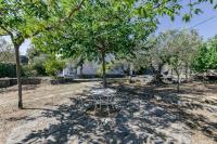 Vonkajšia záhrada v ubytovaní Apartamento pie de jardín en Roses