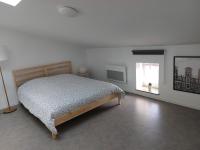 Posteľ alebo postele v izbe v ubytovaní Studio mezzanine tout confort