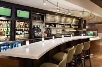 Lounge nebo bar v ubytování Courtyard St. Petersburg Clearwater