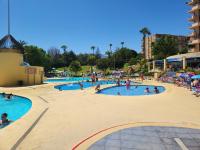 Bazén v ubytovaní Apartments Benalmadena alebo v jeho blízkosti