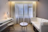 Posezení v ubytování Van der Valk Hotel Groningen-Westerbroek