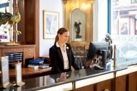 Členové personálu v ubytování Hotel Paris Prague