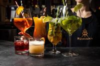 Băuturi la Hotel Diamond w Białym Dworku