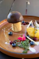 Hrana v oz. blizu hotela