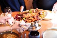 Hrana v oz. blizu hotela