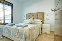 Postel nebo postele na pokoji v ubytování Villa Luisa Seaview 2 Casasol