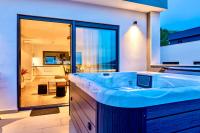 Plán poschodí v ubytovaní Villa Luxury HERMES - Heated Pool, Jacuzzi, Elevator