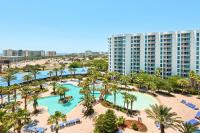 Der Swimmingpool an oder in der Nähe von Beautiful Junior near the beach Palms Resort in Destin