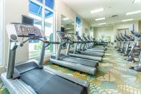 Das Fitnesscenter und&#47;oder die Fitnesseinrichtungen in der Unterkunft Beautiful Junior near the beach Palms Resort in Destin