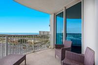 Ein Balkon oder eine Terrasse in der Unterkunft Beautiful Junior near the beach Palms Resort in Destin