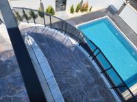 Bazén v ubytování Luxury villa imperial nebo v jeho okolí