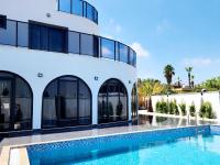 Bazén v ubytování Luxury villa imperial nebo v jeho okolí