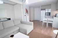 Kuchyň nebo kuchyňský kout v ubytování Modern City Getaway - Immerse Yourself In Luxury