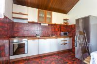 Kuchyň nebo kuchyňský kout v ubytování Apartment Mirca 732b