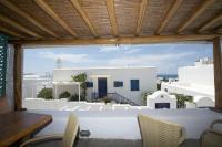 Balkón alebo terasa v ubytovaní Hibiscus Rosa Mykonos