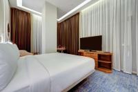 TV a/nebo společenská místnost v ubytování DoubleTree by Hilton Adana
