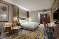 Postel nebo postele na pokoji v ubytování Doubletree By Hilton Antalya City Centre