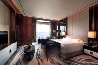 King Deluxe One Bedroom Suite WangHai Wing