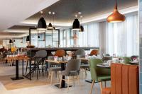 Posezení v ubytování Hilton Garden Inn Paris Orly Airport