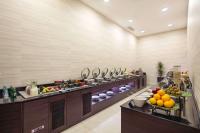 Jídlo v hotelu nebo okolí