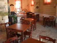 Restauracja lub miejsce do jedzenia w obiekcie Agriturismo Tenuta Perruzzi
