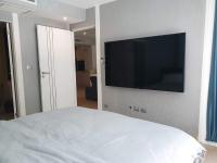 TV a/nebo společenská místnost v ubytování Centara Avenue 2 Bedrooms Pool View