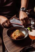 Toit hotelli aladel või selle läheduses