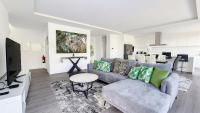 Kuchyň nebo kuchyňský kout v ubytování Villa Oceânica by LovelyStay
