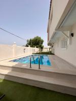 Bazén v ubytovaní Apartamento en Monte Gibralfaro piscina compartida alebo v jeho blízkosti