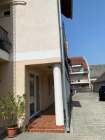 Budynek, w którym mieści się apartament
