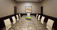 Ein Sitzbereich in der Unterkunft Embassy Suites by Hilton Dulles Airport