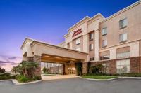 una representación del frente de un hotel en Hampton Inn &amp; Suites Banning&#47;Beaumont, en Banning