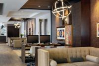 Doubletree By Hilton Jamestown, Nyにあるシーティングエリア